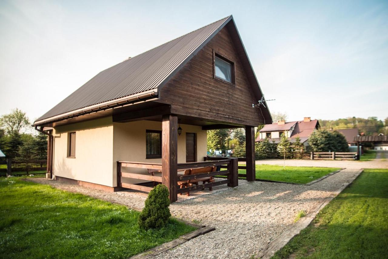 Domki Pod Lasem Lesko Exteriér fotografie