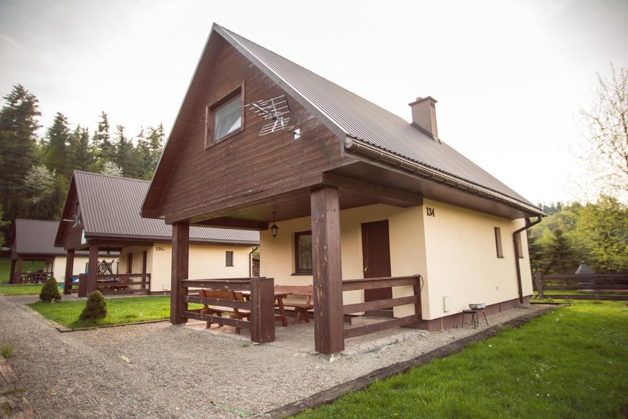 Domki Pod Lasem Lesko Exteriér fotografie