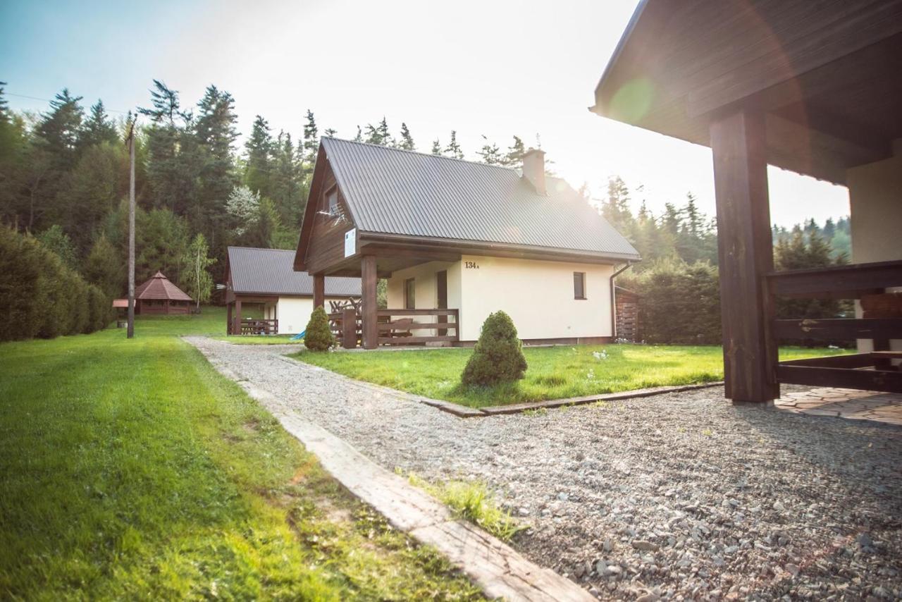 Domki Pod Lasem Lesko Exteriér fotografie