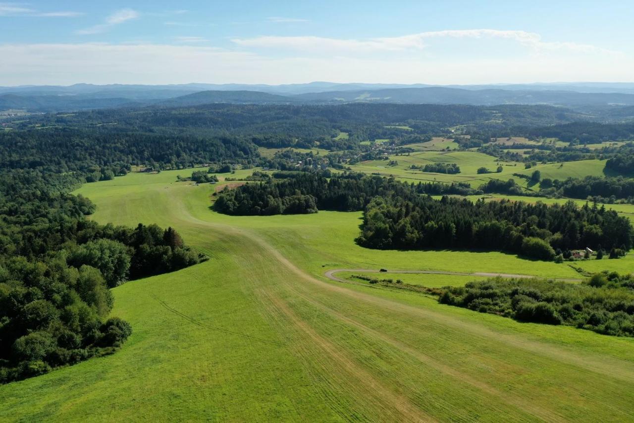 Domki Pod Lasem Lesko Exteriér fotografie